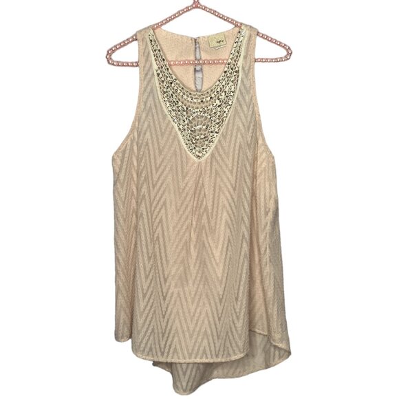Daytrip Buckle Small S Beige Eyelash Chevron‎ Embellished Crochet Yoke Tank Top - Picture 1 of 4